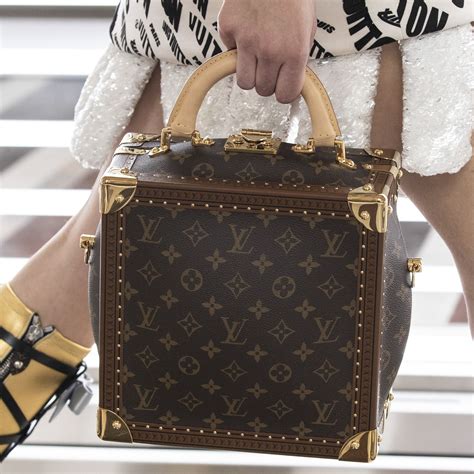 louis vuitton creative designer|louis vuitton designer dies.